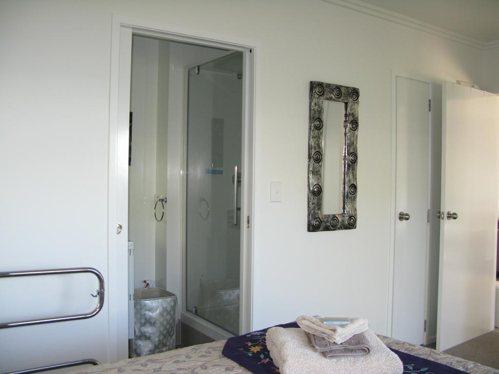 Bay View Retreat Apartment Whangarei Heads Экстерьер фото